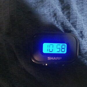 Sharp Digital Alarm Clock Ascending Alarm Blue Backlight SPC538 Travel